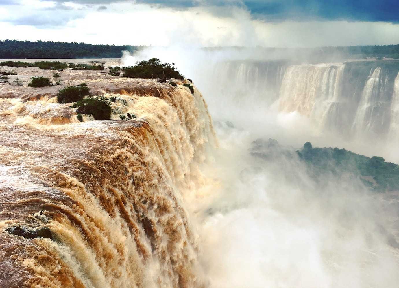 The Iguazu Falls – Visiting both sides