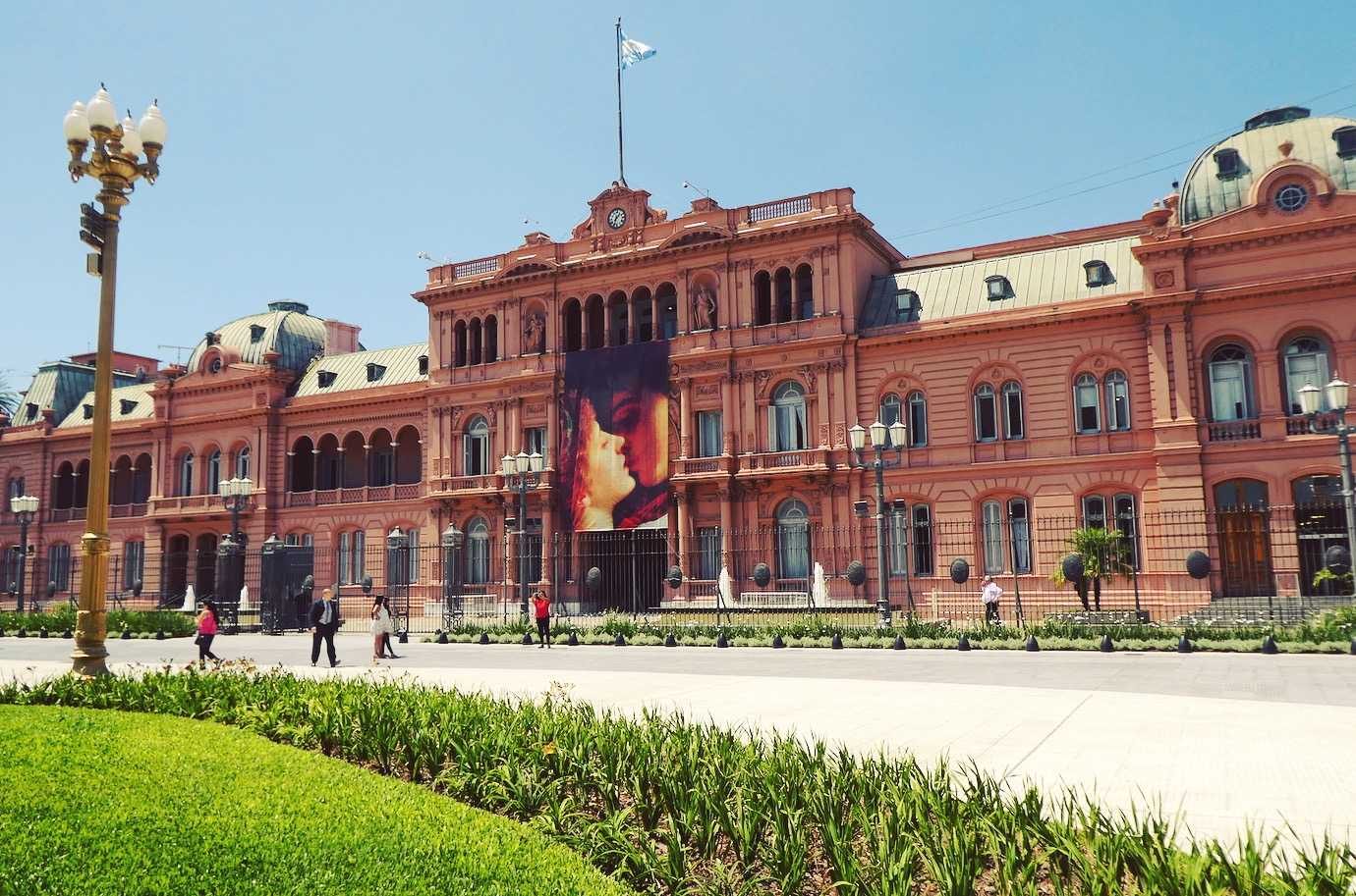 casa rosada in plaza de mayo