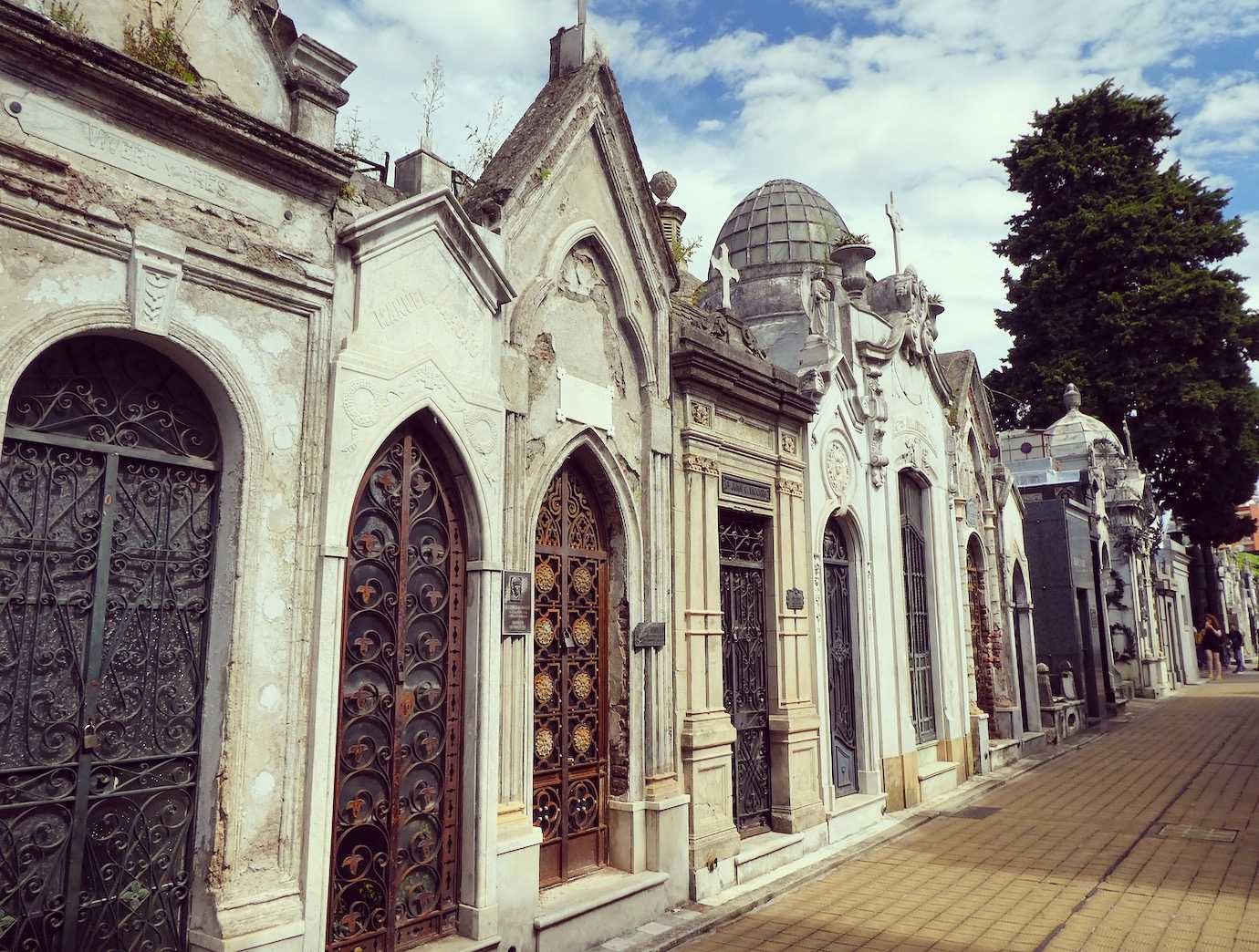 recoleta cemetery