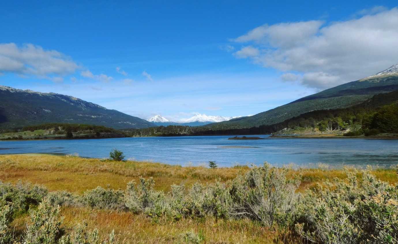 tierra del fuego lake