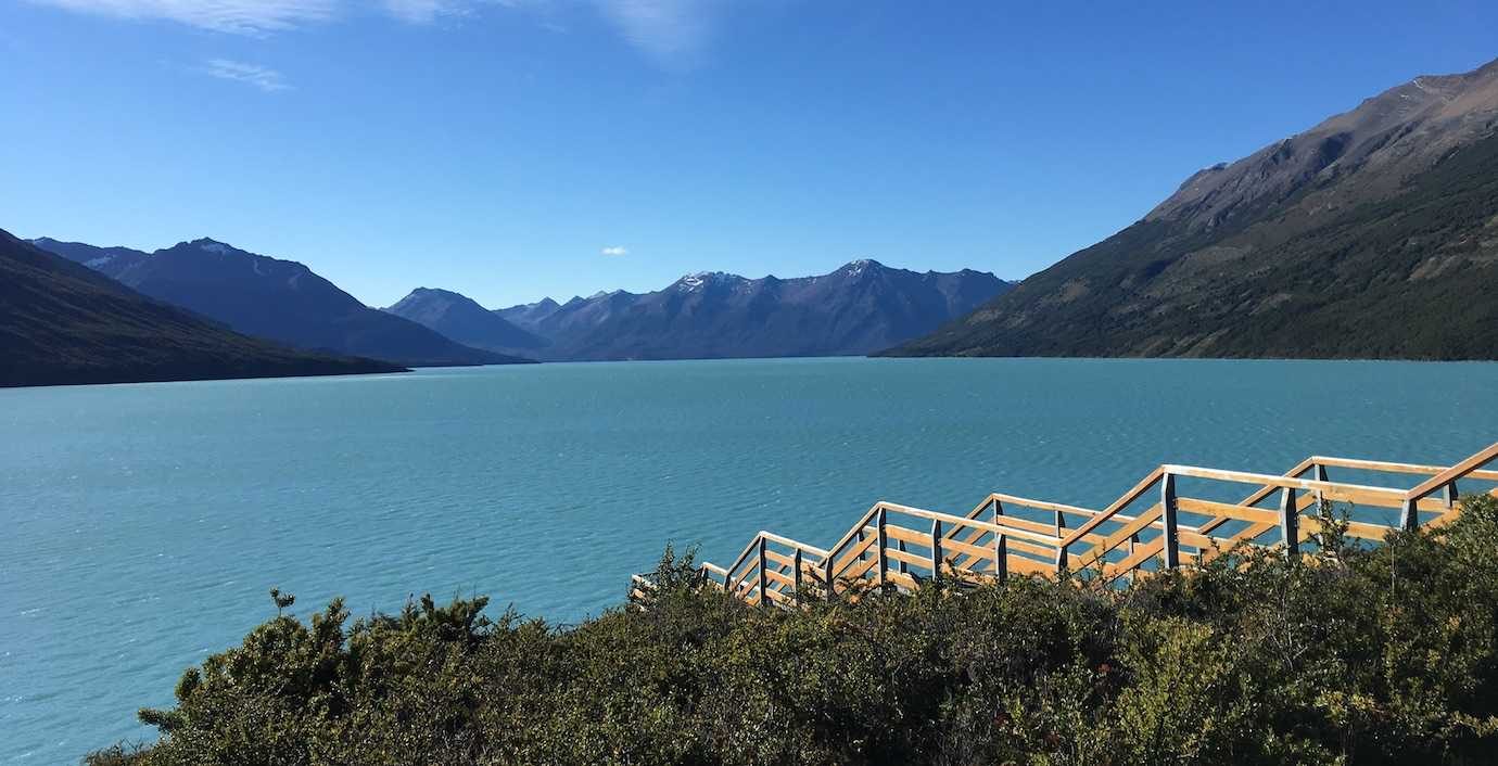 lago argentino from boardwalk of perito moreno glacier