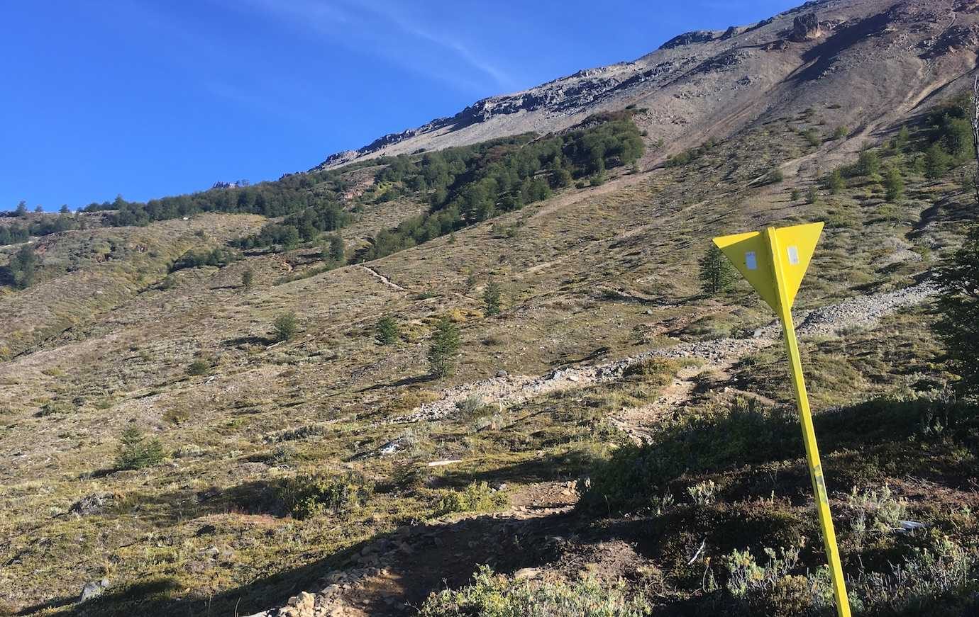 walk to cerro castillo yellow signs