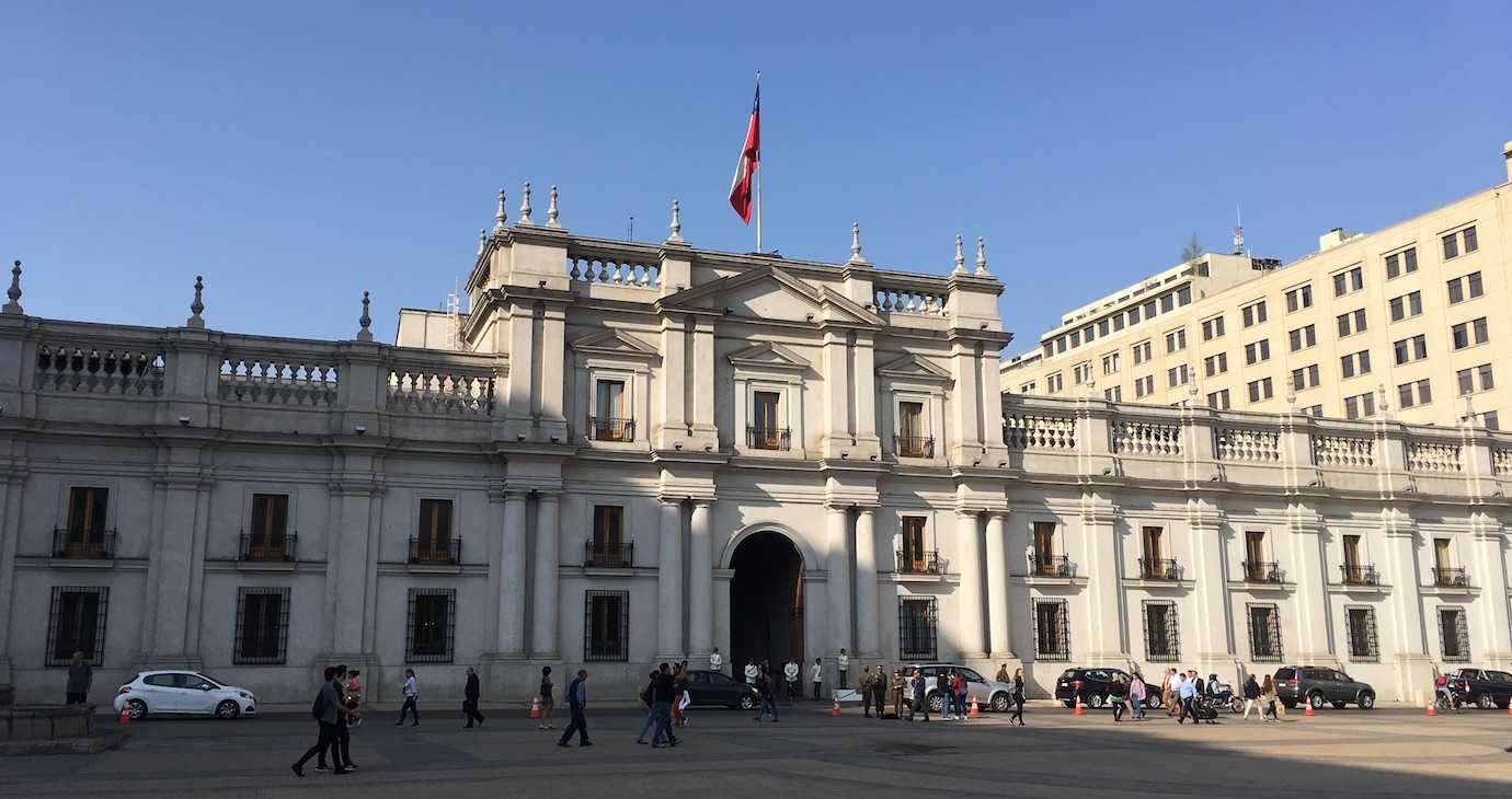 la moneda building santiago