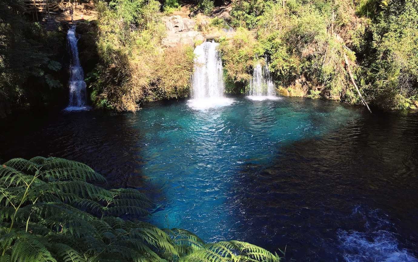 ojos del caburgua waterfall pucon