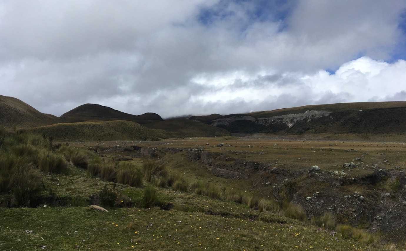 horseriding views secret garden cotopaxi