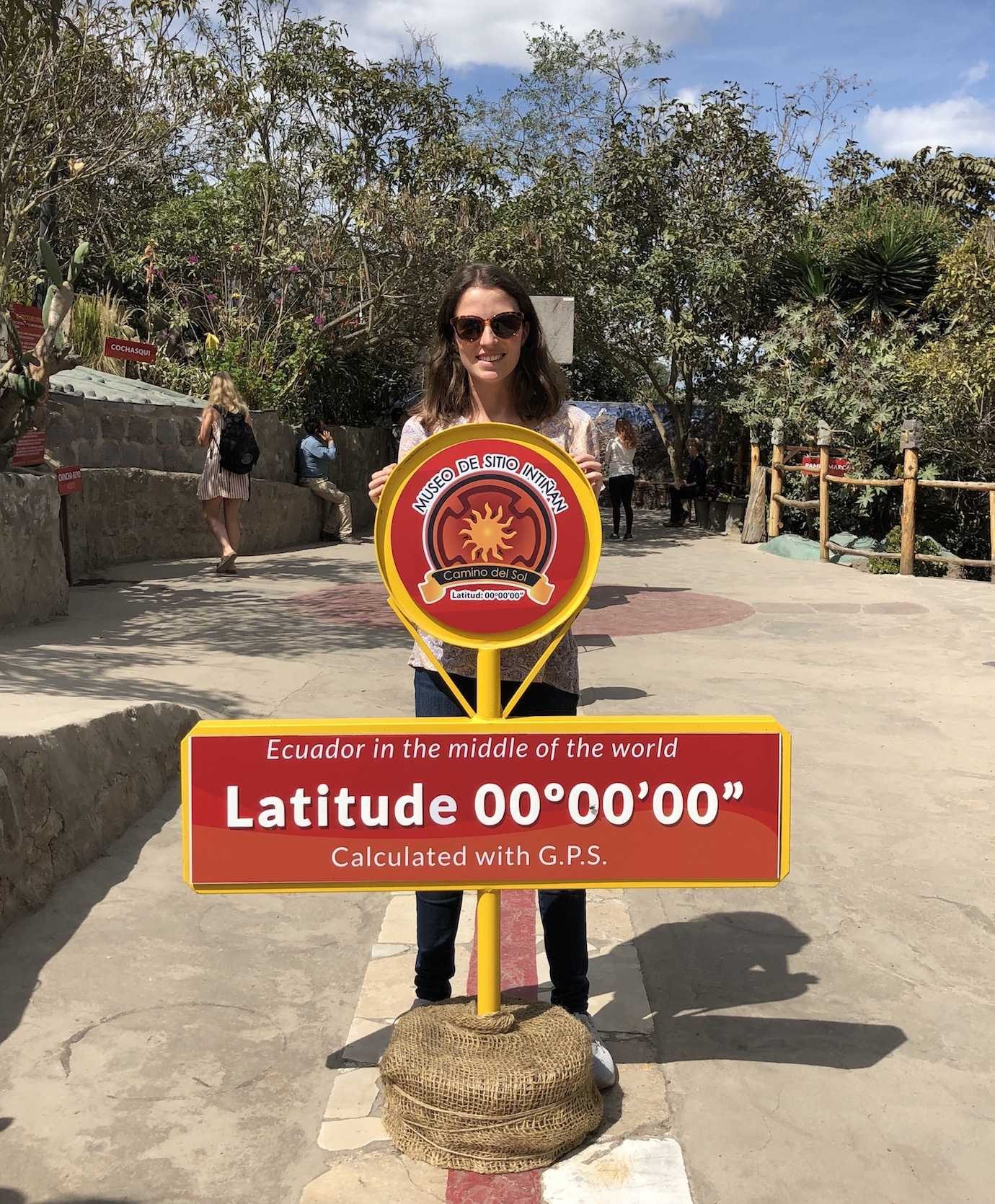 me equator sign quito