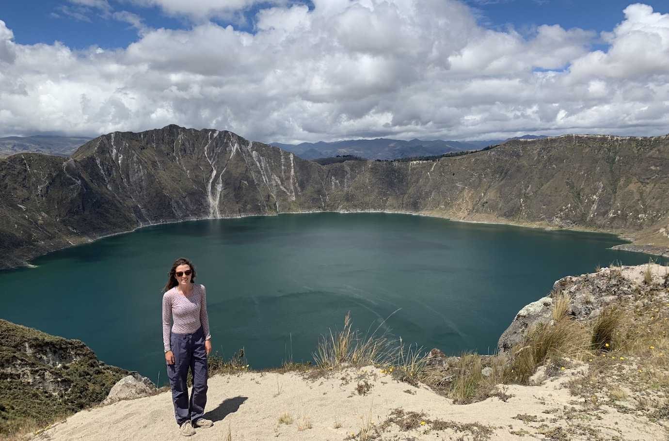 me quilotoa lake quilotoa loop