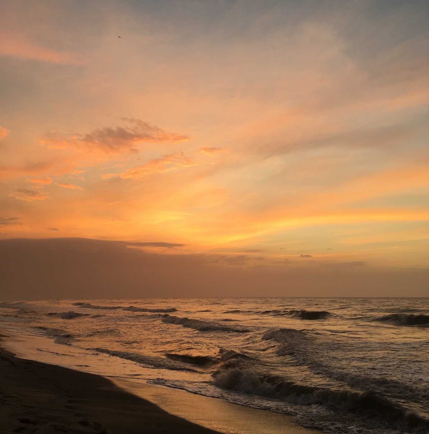 sunset dibulla beach palomino