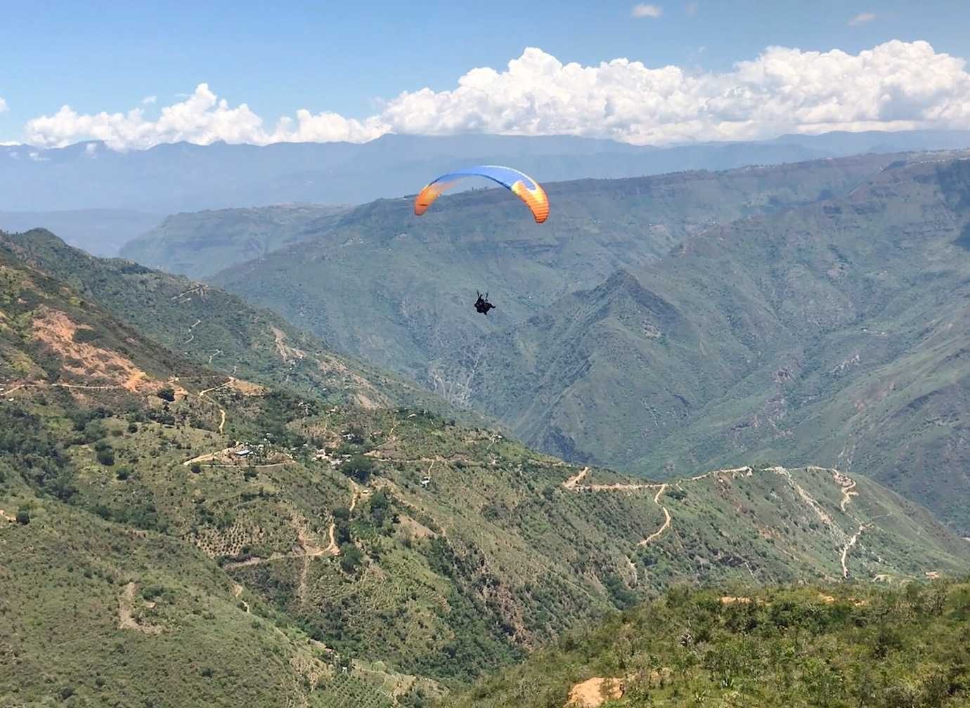 Paragliding in San Gil