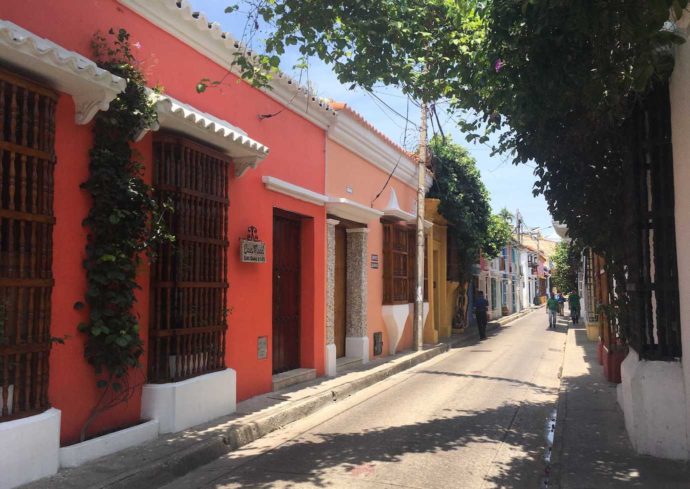 Wandering Cartagena's Beautiful Streets - The Travelling Triplet