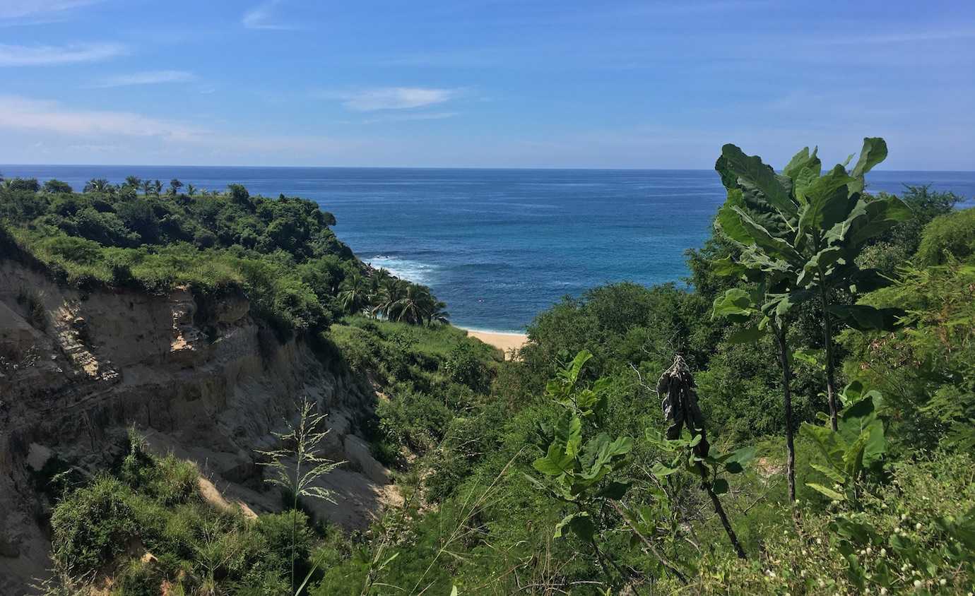 beach views puerto escondido