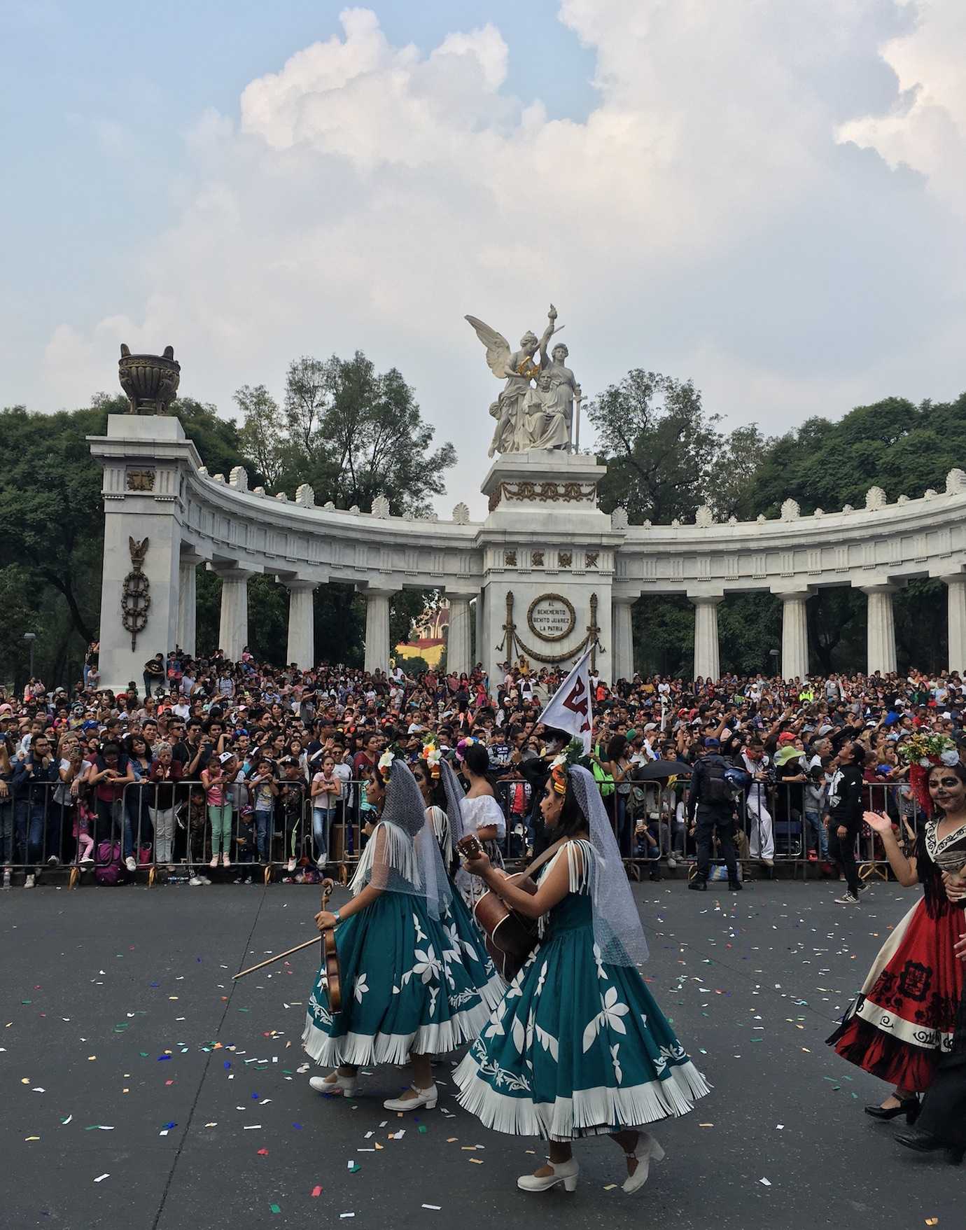 day of the dead parade mexico city