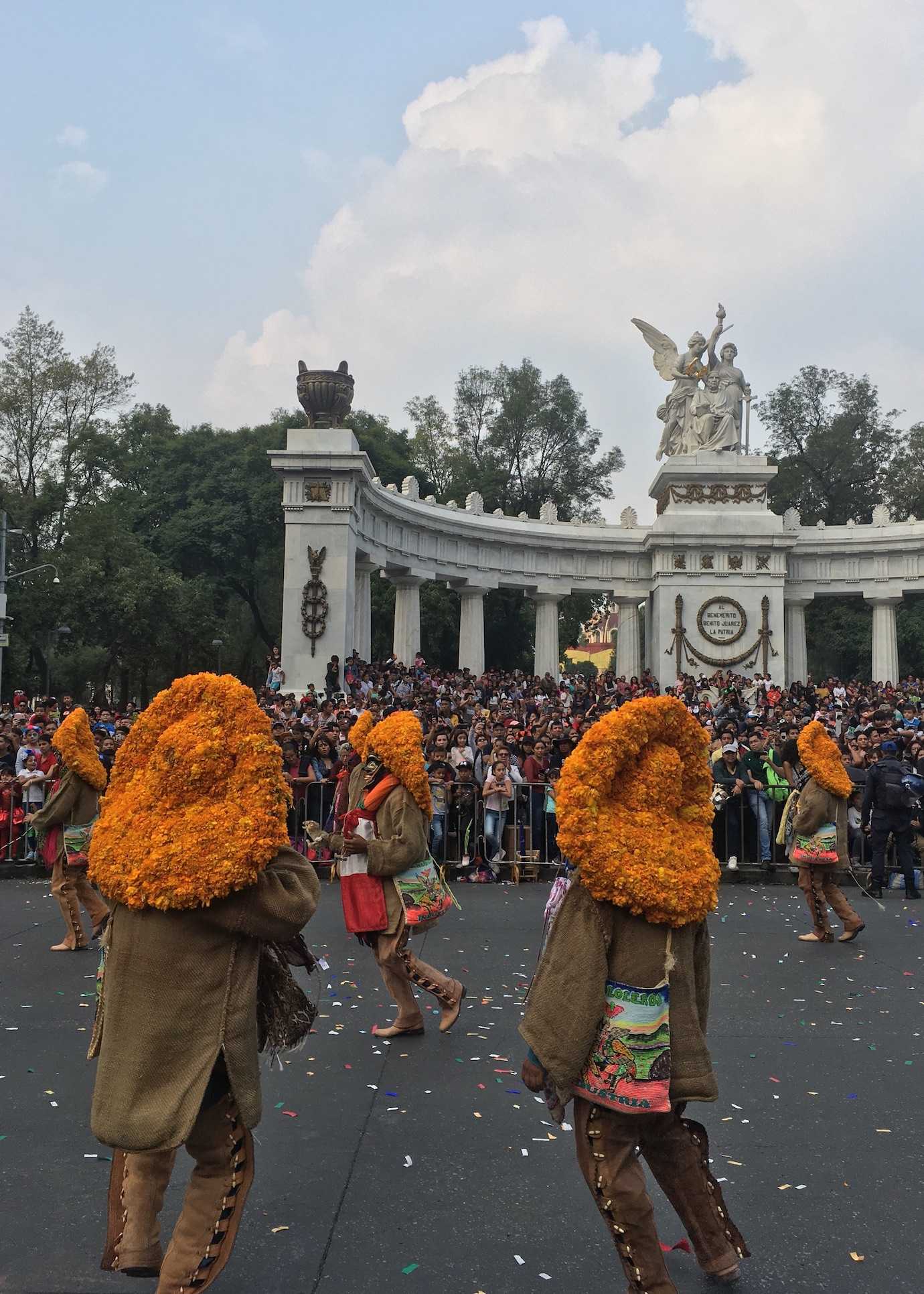 day of the dead parade mexico city