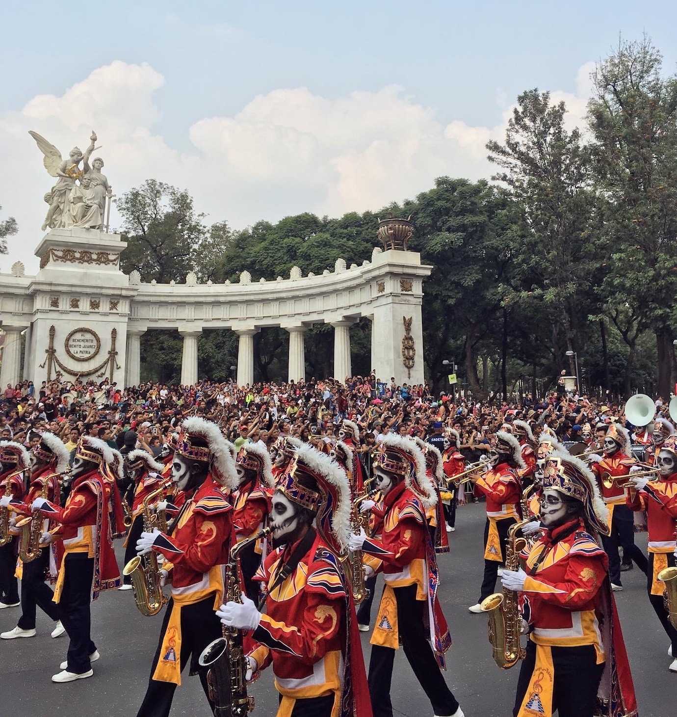 day of the dead parade mexico city