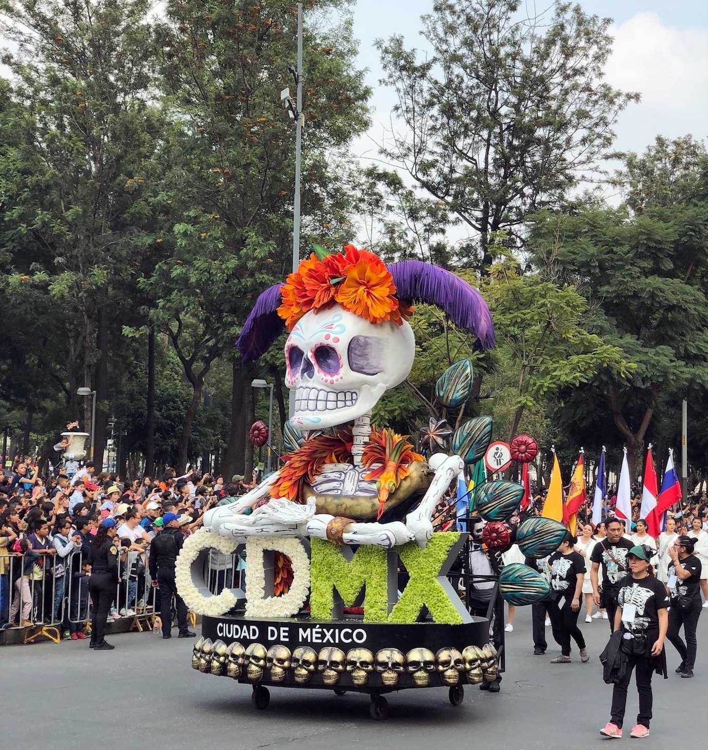 day of the dead parade mexico city