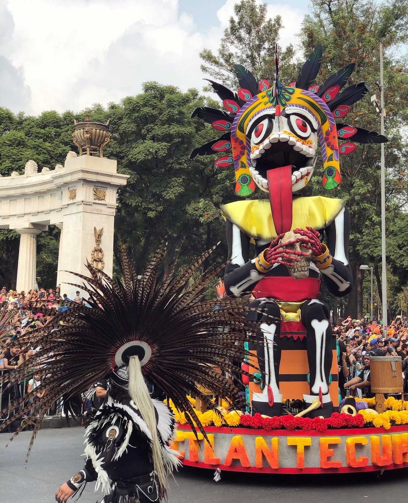 day of the dead parade mexico city