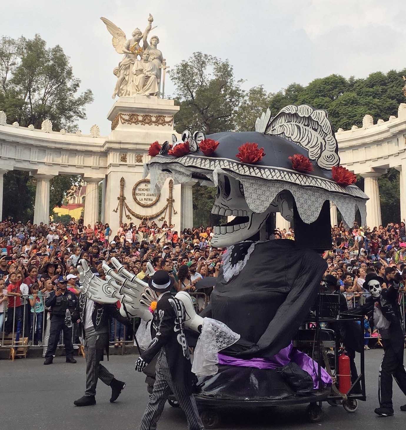 day of the dead parade mexico city