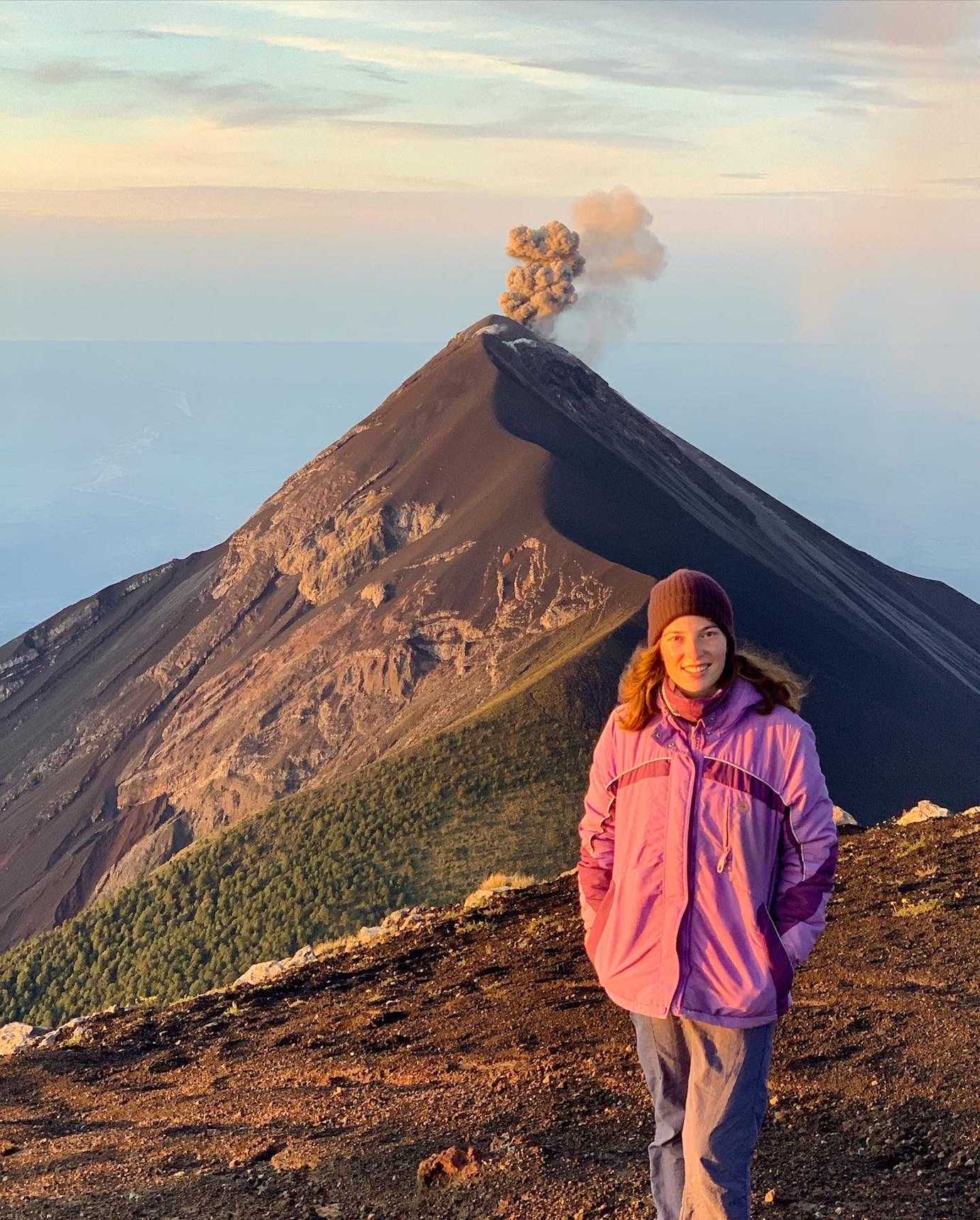 me sunrise acatenango hike