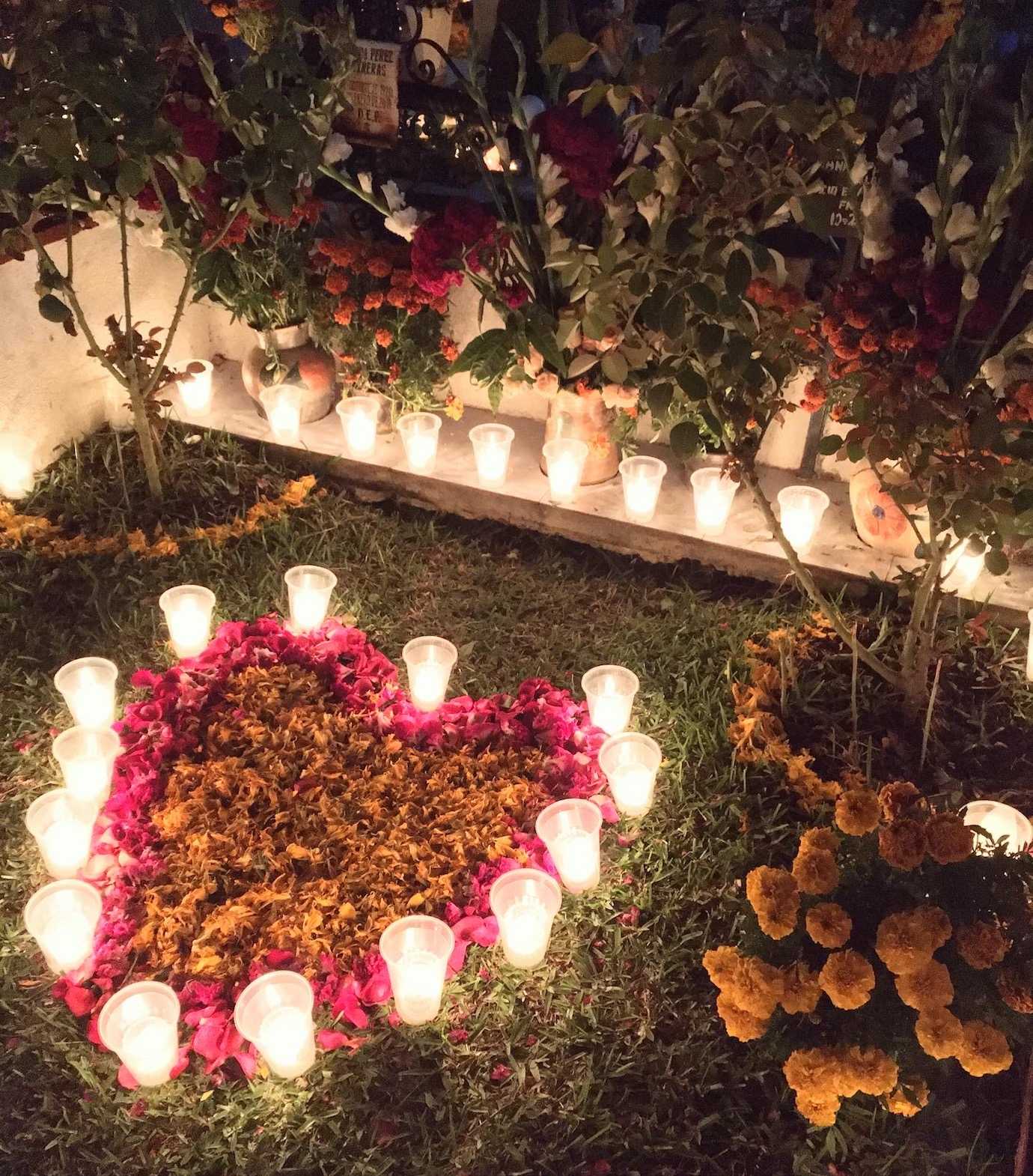 xoxo cemetery day of the dead oaxaca