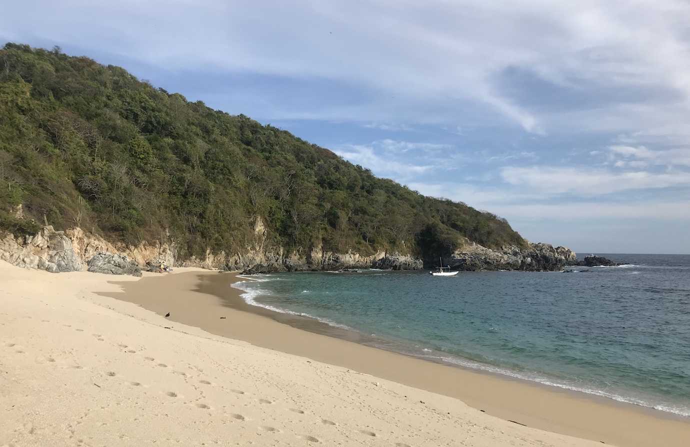 cataluta bay beach huatulco