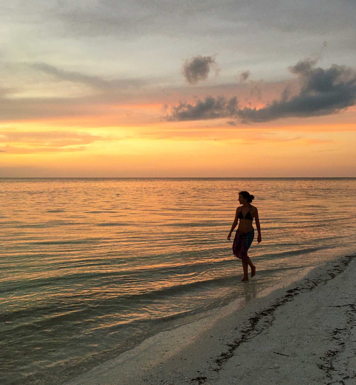 me sunset punta cocos holbox