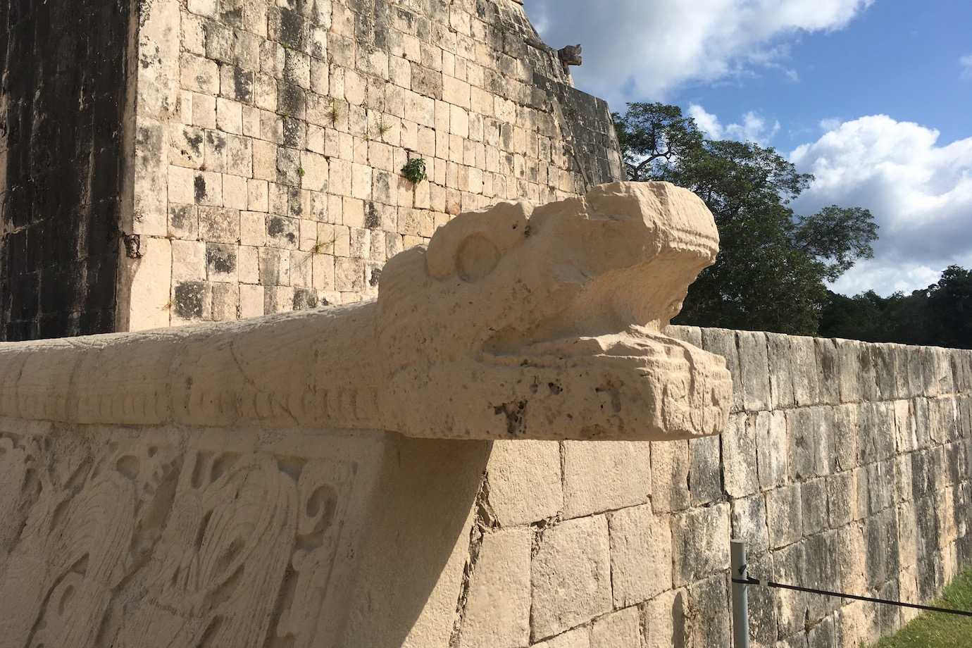 snake sculpture chichen itza valladolid