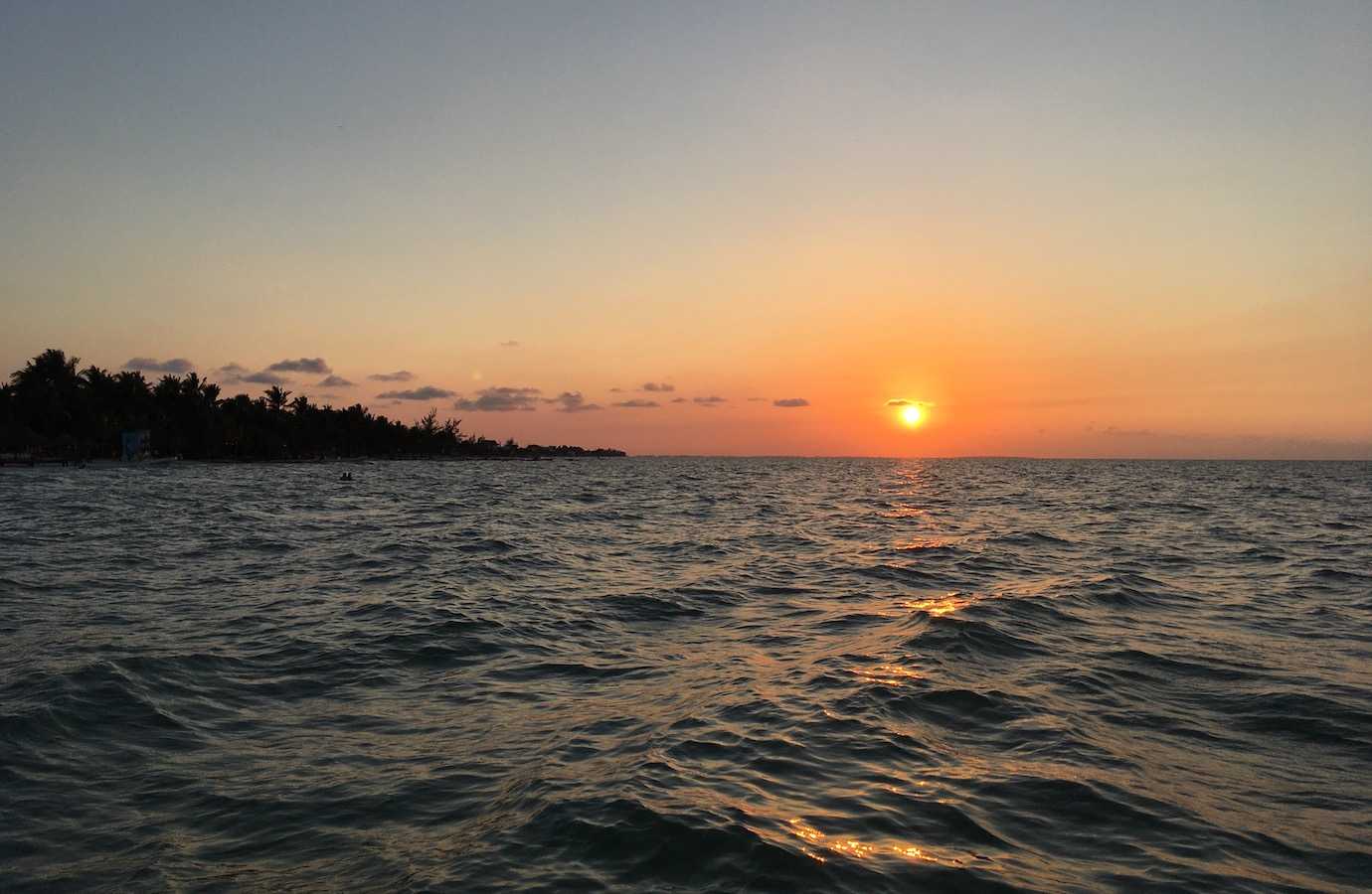 sunset holbox